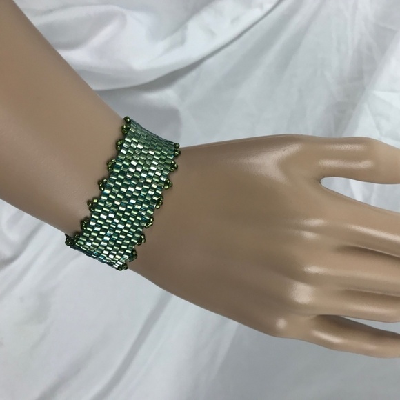 Handmade Green Beaded Boho Bracelet NEW! - Picture 2 of 6